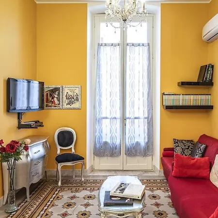 Centro Storico Apartment *